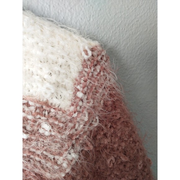 DayTrip Distressed Striped Fuzzy Sweater Sz S - Picture 3 of 7